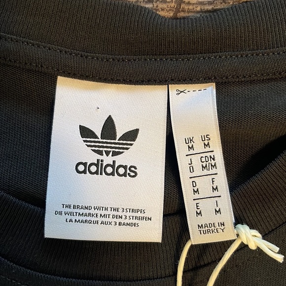 Adidas Original black long sleeve - Picture 4 of 5